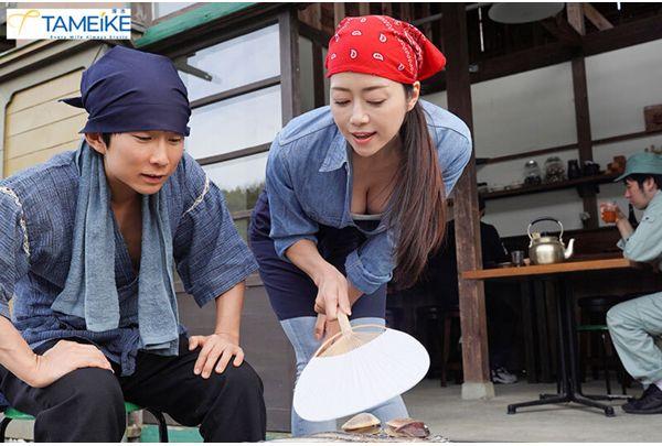 MFYD-129 Madonna X TAMEIKE 20th Anniversary Collaboration: A Beautiful Single Mother Working At A Portside Diner Has Intense, Ecstatic Sex With A Young Part-timer Everywhere. Maki Is Extremely Busy Juggling Her Roles As Both A Mother And A Woman! Hojo Maki Screenshot 1