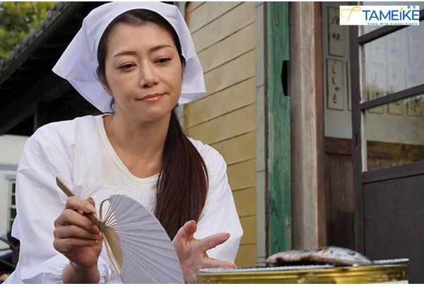 MFYD-129 Madonna X TAMEIKE 20th Anniversary Collaboration: A Beautiful Single Mother Working At A Portside Diner Has Intense, Ecstatic Sex With A Young Part-timer Everywhere. Maki Is Extremely Busy Juggling Her Roles As Both A Mother And A Woman! Hojo Maki Screenshot 4