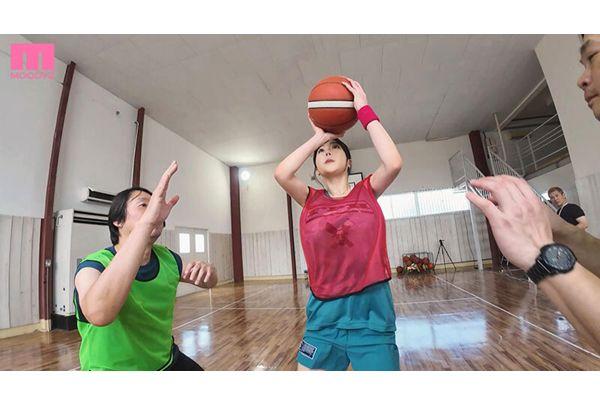 MIAB-588 A Tall 172cm Tall, Busty 118cm Elite Body. A Former National Team Candidate, This Female Basketball Player Is A Real Basketball Player. Serious Basketball Footage And Instructional Rape Gangbang. Honoka Tsujii Screenshot 1