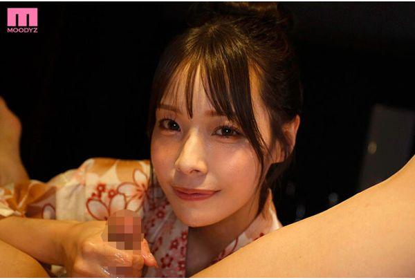 MIDA-317 "Isn't It Cheating If I Rub My Penis With My Hand?" I Stayed At An Inn For Three Nights And My Girlfriend's Sister Gave Me A Devilish Handjob, Which Made Me Cum 20 Times And Made Me Cuckold Her. Nana Yagi Screenshot 10
