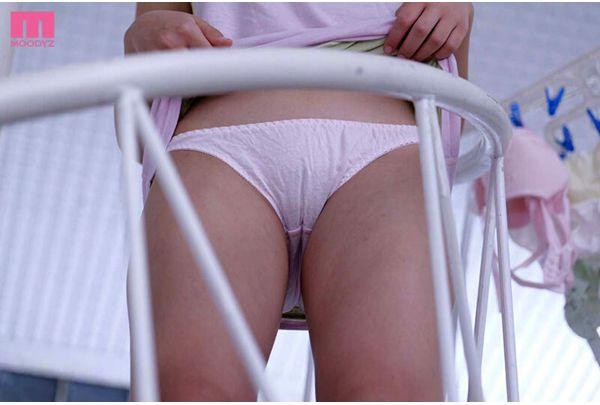MIDA-616 I Succumbed To The Temptation Of Her Younger Sister's Bralessness And Became A Scumbag Who Drowned In The Swamp Of Big, Bare Breasts - Yua Fukuda Screenshot 3