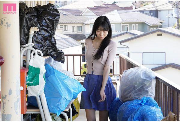 MIDA-727 "I'm Going To Make Your Beautiful Breasts Sticky With Semen And Saliva," Says The Perverted Old Man Who Has Imprisoned The Busty Office Lady In The Garbage Room Next Door, Defiling Her With His Semen And Impregnating Her In A Rape... Mitsuki Momota Screenshot 1