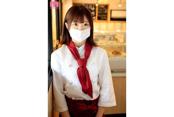 MIFD-485 Newcomer - An Amateur Pastry Chef Who Is Currently Training At A 2-star Miyun Restaurant. Her Sexual Desire Is So Strong That She Takes Off Her Mask And Makes Her AV Debut With Her Breasts Exposed And Creampied! ! Rin Screenshot