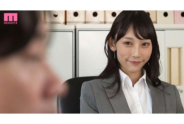 MIKR-071 My Ab-Riding Female Boss, Kaho Shirahama, Whispers Dirty Talk And Rapid Nipple Play To Train Me To Become A Cum-Slave Screenshot 2