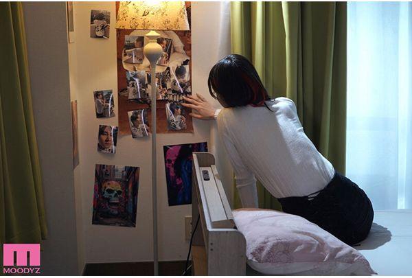 MIMK-288 The Series Has Sold Over 400,000 Copies. A Girl Who Is Incredibly Erotic But Seems Like She'd Ruin You If You Gave In To Her Advances. Live-action Adaptation Of The Popular Erotic Story That Went Viral Every Time It Was Posted On Social Media. Miyashita Reina Screenshot 3