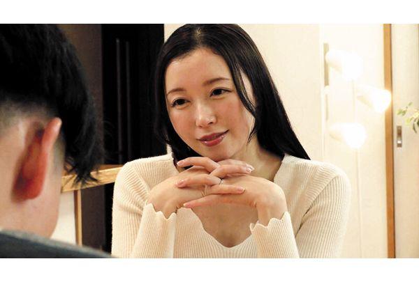MKMP-756 A 5-Year Record Of Breeding With Unprotected Sex: A Thirsty Housewife Falls In Love With Her Neighbor's Son And Raises Him Into A Man With An Insatiable Cock. (Haruka Ryukawa) Screenshot 12