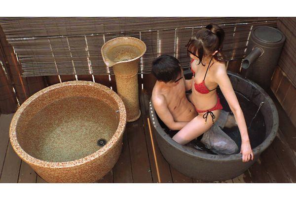 MUGE-006 Hidden Camera Footage Of An Amateur Couple Having Sex In An Open-air Bath Screenshot 3