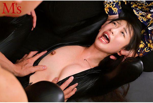 MVSD-694 Anal-obsessed Pervert Villain Retaliates With Anal Rape Using His Massive Cock! Captured, Imprisoned, And Tormented, The Tragic Female Investigator Tsukino Sui Is Reduced To A Submissive Female By Brutal Three-hole Pleasure Torture. Screenshot 14