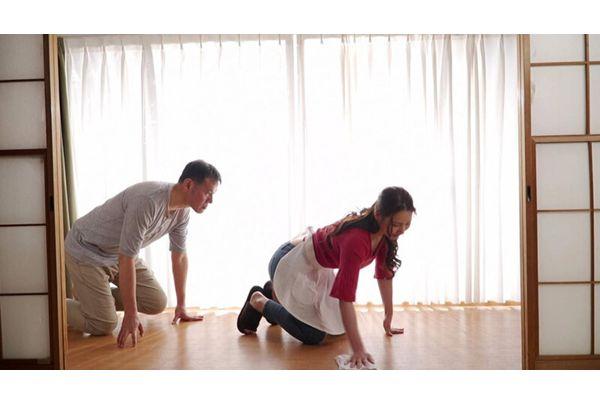 NGOD-289 Homecoming Blues Cuckolded - A Modest Wife, Nami Kuroki, Was Feeling Blue At Her Husband's Parents' House, But When A Village Man's Big, Dirty Dick Was Thrust Into Her, She Trembled And Climaxed In A Spasmodic Orgasm, Without Any Sexual Remorse. Screenshot 11