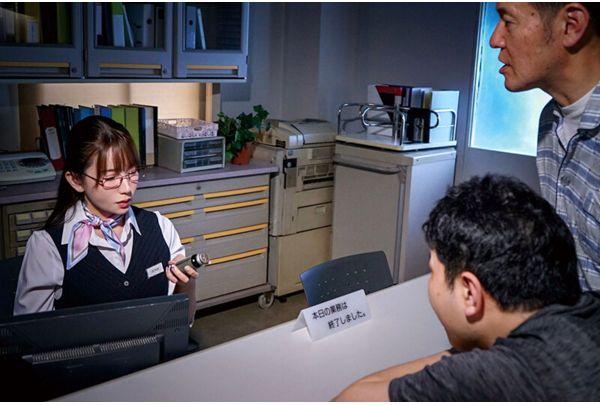 NGOD-361 The Receptionist Wife Of A Late-night Hospital Ward Has Multiple Ejaculations Of The Pent-up Semen Of Frustrated Patients Poured Deep Into Her Vagina... Screenshot 15