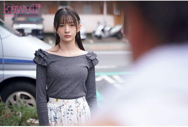 PFES-122 My Unsociable Neighbor, A College Girl, Is Unsociably Flashing Her Panties In The Hallway... Is She Horny? Izumi Yukimura Screenshot 7