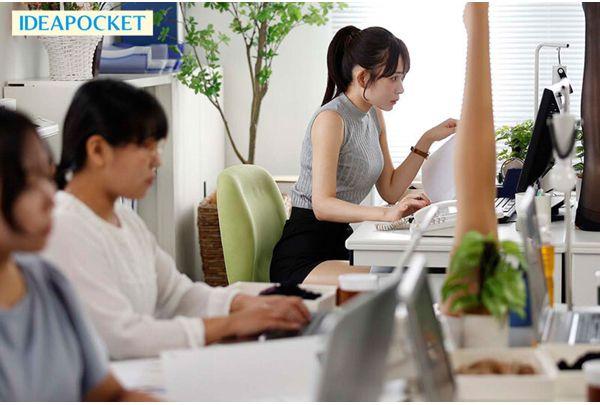 PFES-129 My Pantyhose Fetish Is Discovered And I'm Assigned To The Stocking Development Department. I Love It So Much That I Get An Erection And Can't Concentrate, So My Senior Instructor Helps Me Jerk Off With Her Beautiful Pantyhose Legs. Hono Furu Screenshot 1