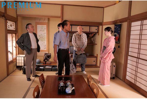 PRWF-016 Called Out To The Inn Run By The Couple To Have Drinks With An Older Male Guest In The Evening... Komatsu Sora Falls Into A Cycle Of Unprotected Sex That Doesn't End Even After Morning. Screenshot 1