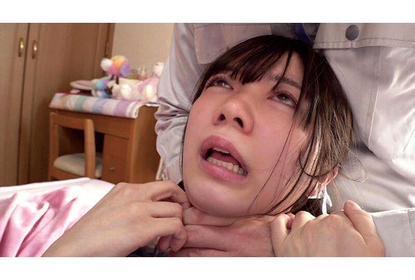 REAL-969 Hide And Seek To Avoid Being Raped. While My Father And Stepmother Were Out, Some Strange Men Came Over. I Was Scared, So I Ran Away. I Even Hid In The Closet. But I Got Caught... Hinata Yuna Screenshot 7