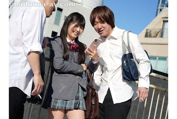 ROE-369 My Stepdaughter Calls Her Male Friends Over And Makes Them Gangbang Me Every Day. Honami Hazuki Miu Suzaki Screenshot 3