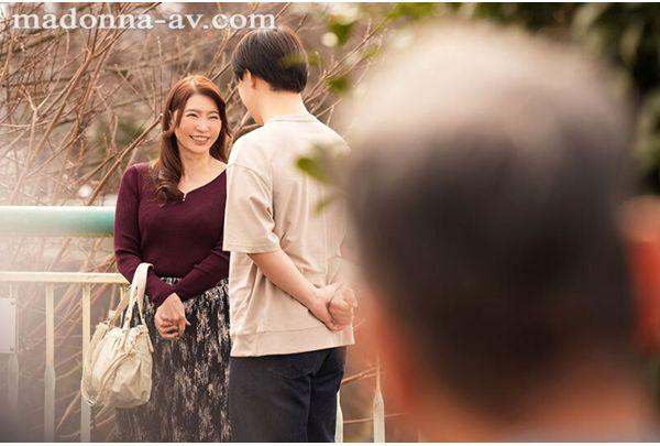 ROE-371 Two-family House NTR: My Wife Was Seduced By My Daughter's Husband... Ruka Aida Screenshot 1