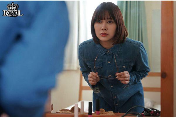 ROYD-294 My Sister Is Plain And Modest, But When She Takes Off Her Glasses, She Turns Out To Be A Stunning Beauty, And When I Couldn't Resist, She Started With A Bare-knuckle Intercrural Sex And Gave Me My First Creampie. Miyu Otori Screenshot 4