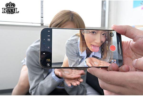 ROYD-308 I'll Suck Your Cock So Can You Pretend To Be My Lover!? To Reassure My Cute Co-Worker's Parents Who Are Constantly Nagging Her To Get Married As Soon As Possible, I Became Her Boyfriend For A Day - Takeuchi Yuuki Screenshot 8