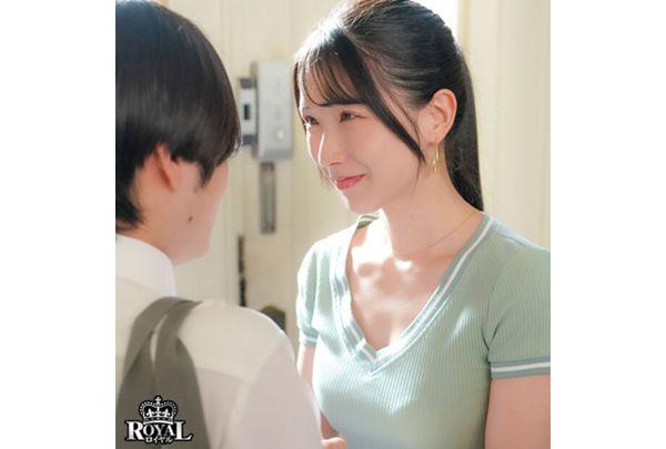 ROYD-349 A Forbidden Weight-loss Drug Awakens Her Into An Incredibly Slim Beauty! Forbidden Incest Between Siblings As She Completely Releases Years Of Pent-up Sexual Desire On Her Brother. Screenshot 9