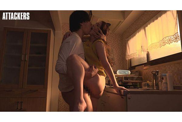 SAME-200 I'll Open The Door And Wait For You... Orgasm Lurking In The Apartment Yuri Hirose Screenshot 5