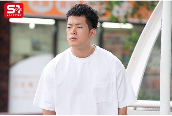 SNOS-135 Her Breasts Are Bigger Than Her Face... The Fate Of A Married Prostitute Who Is Recognized Only By Her Breasts... While Her Husband Is Away, Minami Haru, An M-cup Who Is The Go-to For The Neighbors, Gets As Much Sex As She Wants Screenshot 10