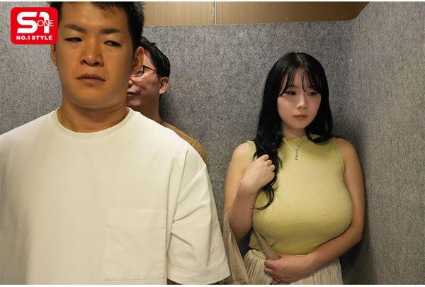 SNOS-135 Her Breasts Are Bigger Than Her Face... The Fate Of A Married Prostitute Who Is Recognized Only By Her Breasts... While Her Husband Is Away, Minami Haru, An M-cup Who Is The Go-to For The Neighbors, Gets As Much Sex As She Wants Screenshot 13