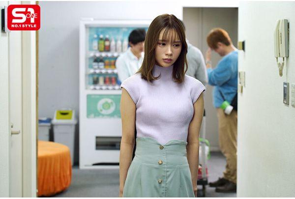 SNOS-251 A Rookie Sports Caster Is Assigned To A Popular Martial Artist By The Station, But She Can't Refuse... And Is Driven To The Brink Of Death By His Forceful, Screw-in Piston... Screenshot 3