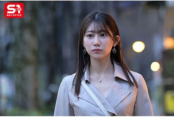 SONE-756 Rumor Has It That The Serious, Beautiful And Neat Law Student, Rika Natsuzora, Is Dating A Sugar Daddy. After Being Trained To Be A Masochist, She Ends Up Wanting A Dick Herself. Screenshot 1