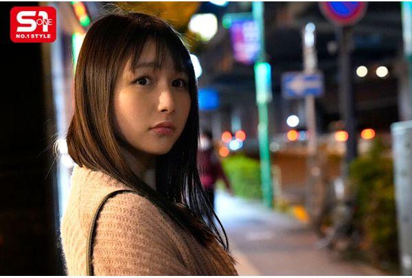 SONE-780 A Female College Student Who Has Feelings For The Manager Of Her Part-time Job Purposely Misses The Last Train... She Ends Up Getting Immersed In Sweet And Sad Sex At A Hotel Until The Morning, In This Naughty Pure Love NTR Roommate Story Minamizawa Umika Screenshot 6