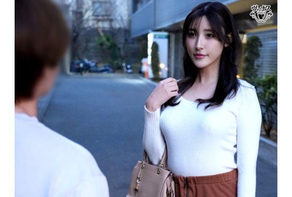 VEC-720 Take The Beautiful Married Woman Who Works At My Part-time Job Home And Have Creampie Sex With Her Kana Morisawa Screenshot 6