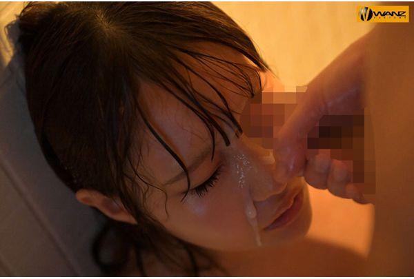 WAAA-672 My Sister-in-law, Rin-chan, A Model, Has Her Eye On My Rock-hard Cock While I'm Filling In For Her Memorial Nude Photoshoot, And She Keeps Trying To Seduce Me Every Five-minute Break, Dripping With Her Love Juices...! Screenshot 9