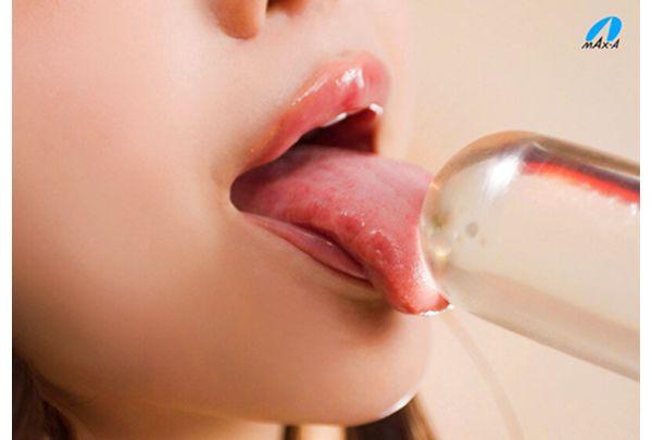 XVSR-821 Dirty Mouth: Unlimited Blowjob That Stares At You And Leads You To Ejaculation - Yuki Yoshizawa Screenshot 10